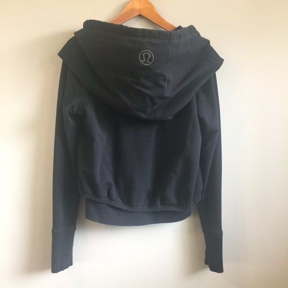 Lululemon Rare and Unique Hooded Jacket - Picture 3 of 10